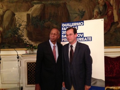 Fighting for the right to freedom - Csaba Sógor congratulated Guillermo Fariñas on his achievements